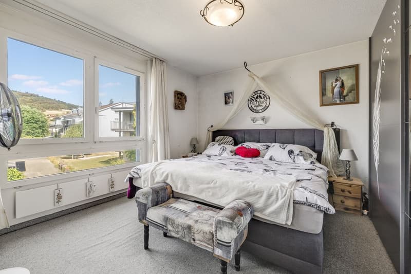 Geräumige und helle 5.5-Zimmer Wohnung mit Weitblick (8)