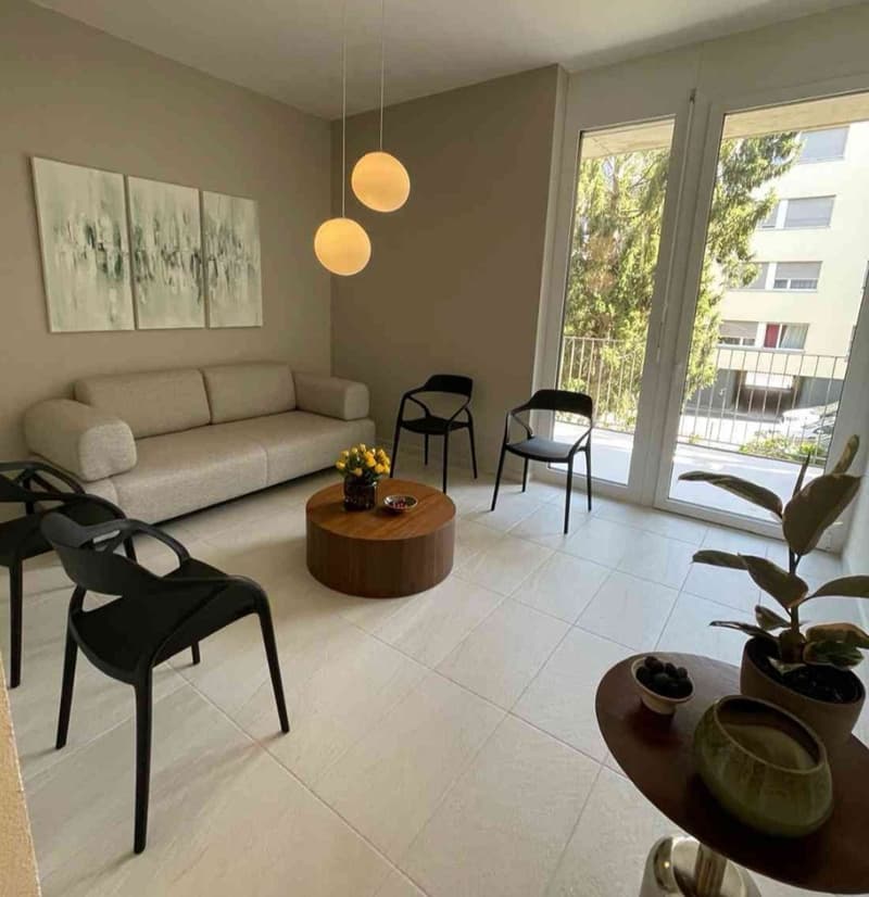 Erstbezug nach Sanierung: Drei moderne 2.5-Zimmer-Wohnungen mit grossem Balkon in Basel (1)