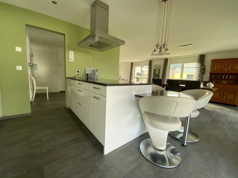 Helle 4.5-Zimmer-Wohnung mit Balkon und schöner Aussicht in Wangen an der Aare (5)