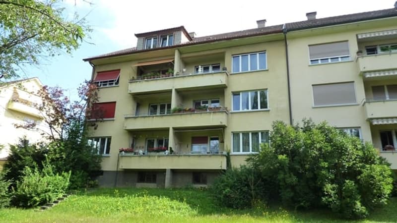 Charmante 3-Zimmer-Wohnung mit Balkon in Bern – sofort verfügbar (1)