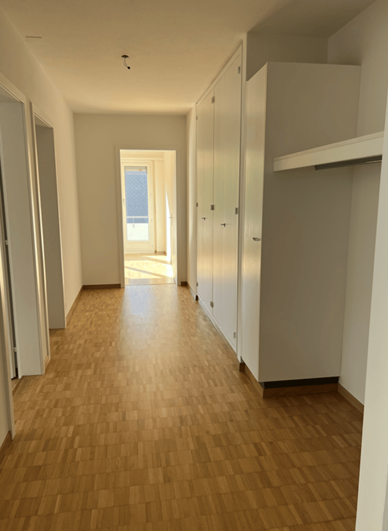 Helle 4.5-Zimmer-Wohnung mit Balkon und schöner Aussicht in Köniz (14)