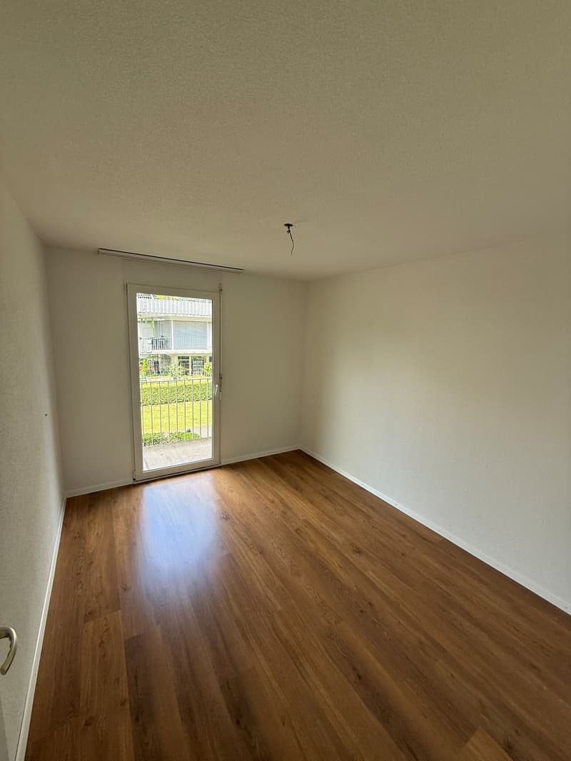 Helle 4.5-Zimmer-Wohnung mit grossem Balkon in Winterthur-Wülflingen (6)