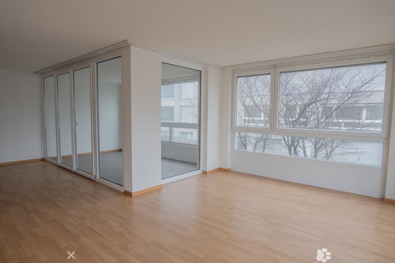 Helle 4.5-Zimmer-Wohnung im 5. OG in Biel/Bienne – sofort verfügbar (2)