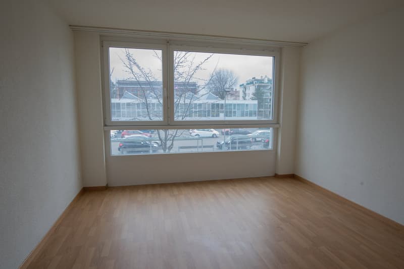 Helle 4.5-Zimmer-Wohnung im 5. OG in Biel/Bienne – sofort verfügbar (9)