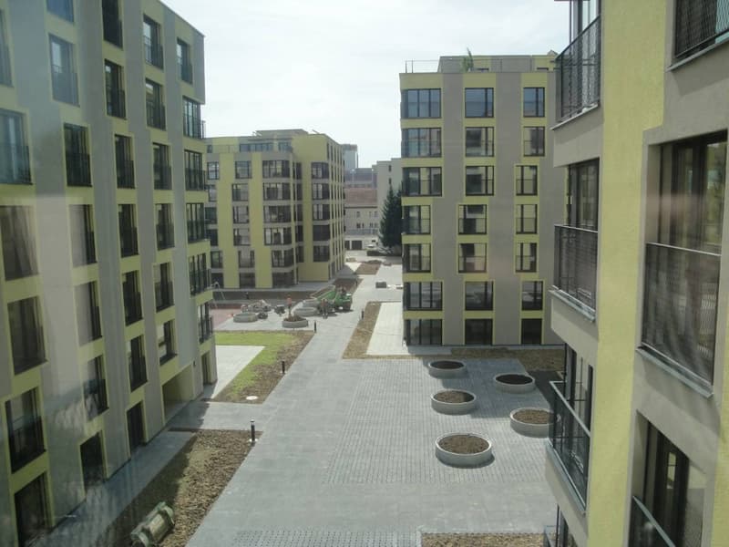 Moderne und grosszügige 4.5-Zimmerwohnung im 6.OG mit Wintergarten (13)