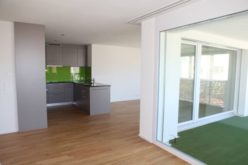 Helle und familienfreundliche 4.5-Zimmer-Wohnung mit Balkon in Menziken (2)