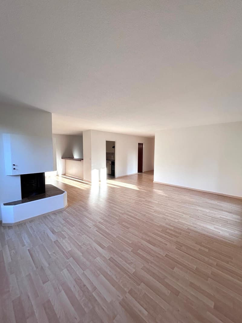 4.5-Zimmer Wohnung mit Gartensitzplatz in Rüschlikon verfügbar (2)