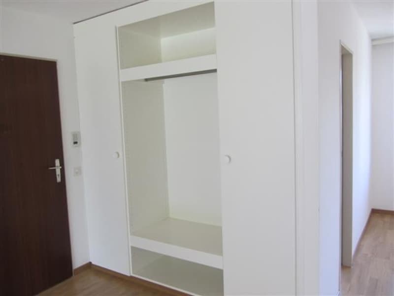Helle 2.5-Zimmer-Wohnung mit Balkon in Regensdorf (5)