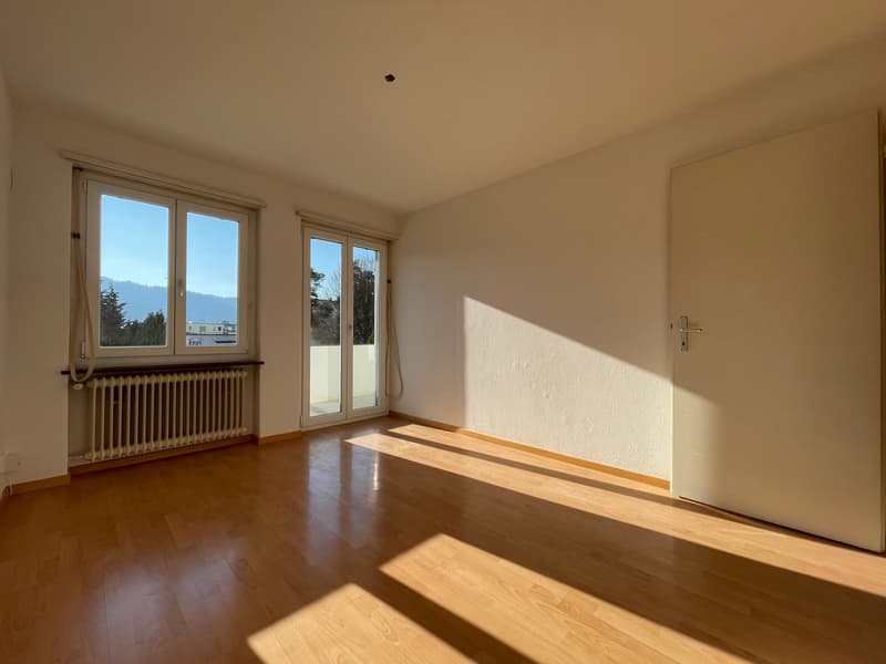Gemütliche 2-Zimmer-Altbauwohnung mit Balkon in Nussbaumen AG (2)