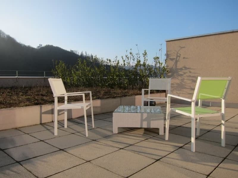 Grosszügige 4.5-Zimmer-Maisonette-Wohnung mit Terrasse und Dachgarten in Winterthur (2)