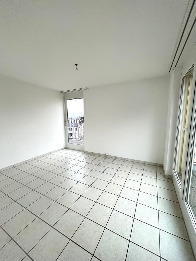 3.5-Zimmer-Atticka Wohnung mit wunderschönem Blick auf Wetzikon (7)