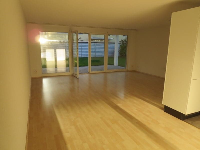 Helle 3.5-Zimmer-Wohnung mit Sitzplatz (2)