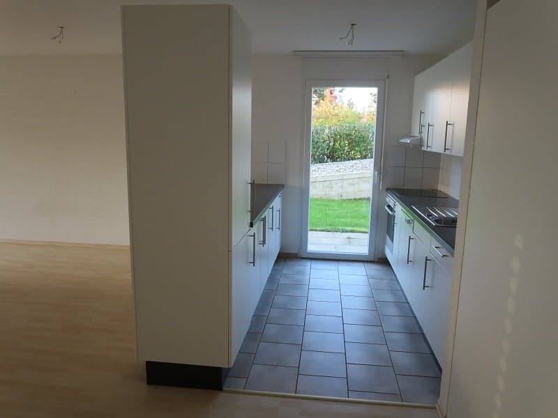 Helle 3.5-Zimmer-Wohnung mit Sitzplatz (6)