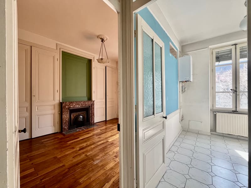EXCLUSIVITE - T2 de 59,13m2 (loi Carrez) - 3ème étage (5)