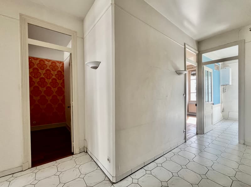 EXCLUSIVITE - T2 de 59,13m2 (loi Carrez) - 3ème étage (8)