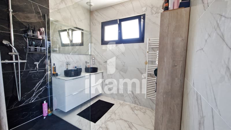 Lathuile, Maison 165 m² avec piscine à 1 km du lac d'Annecy   Coup de coeur assuré (8)