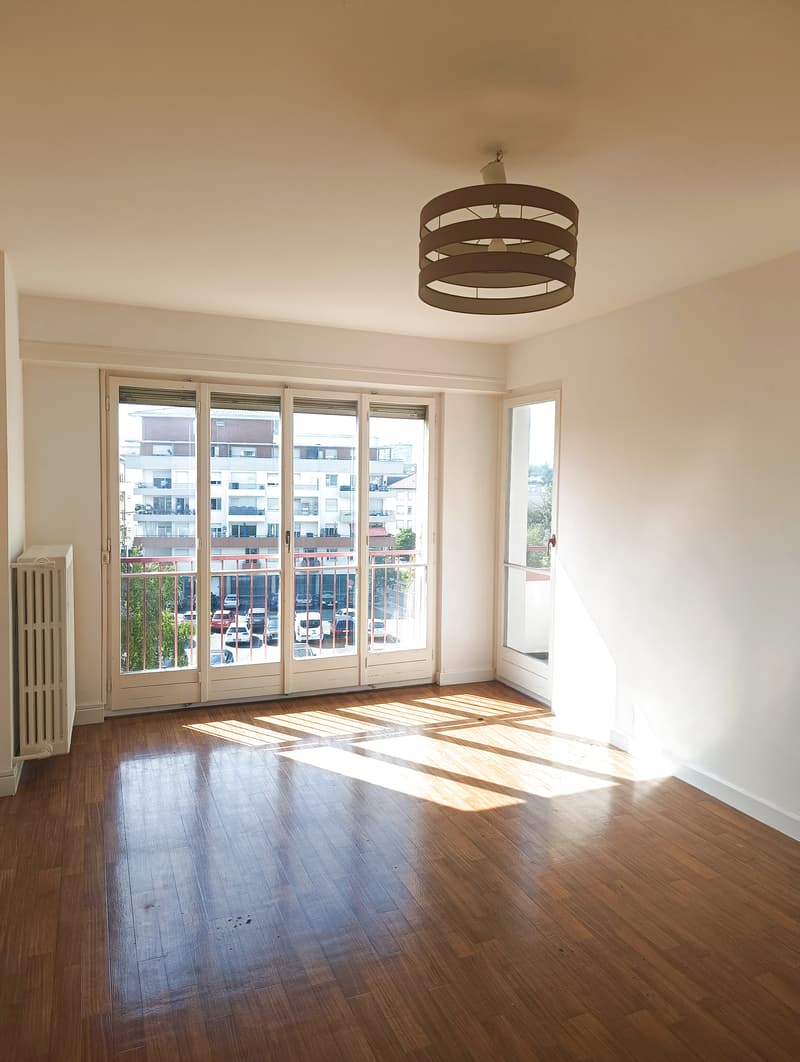 Moëllesulaz Appartement T2 rénové 50 m² avec balcons et parking (4)