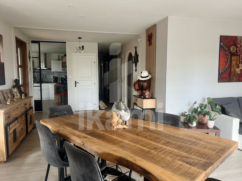 Maison de plain-pied avec 3 chambres sur un terrain de 3600m2 (13)