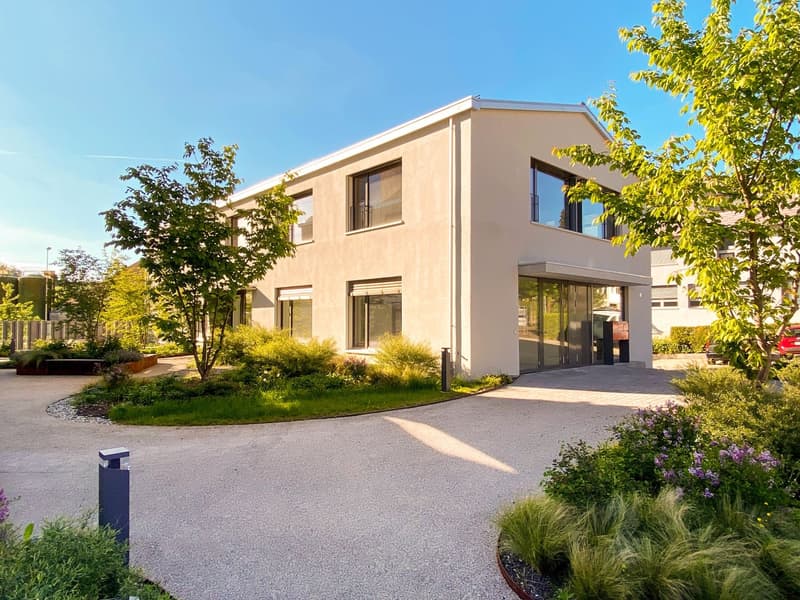 Moderne Gewerbe-Einheiten mit vielseitigem Potenzial im Grossraum Zürich (1)