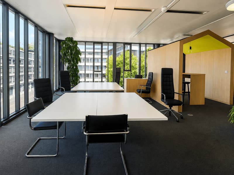 Shared Desk