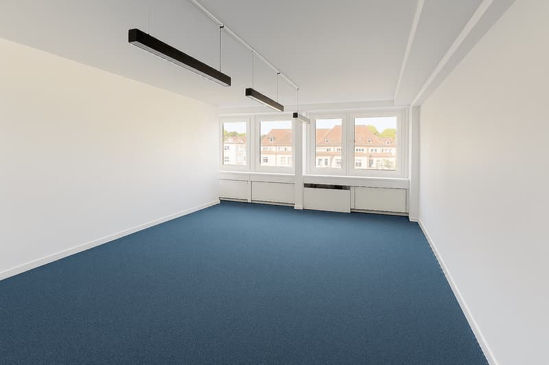 Grosszügige Einzelbüro mit Leichtbauwänden