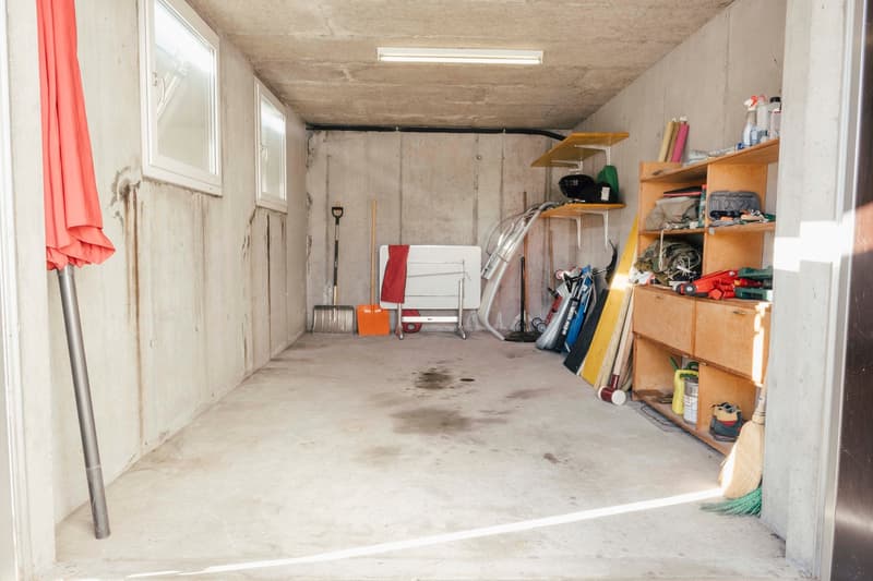 Moderne 3.5-Zimmer-Wohnung mit unverbaubarer Aussicht und sonnigem Sitzplatz (17)