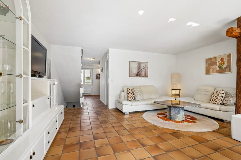 Casa a schiera curata con giardino a Wilen bei Wollerau (7)