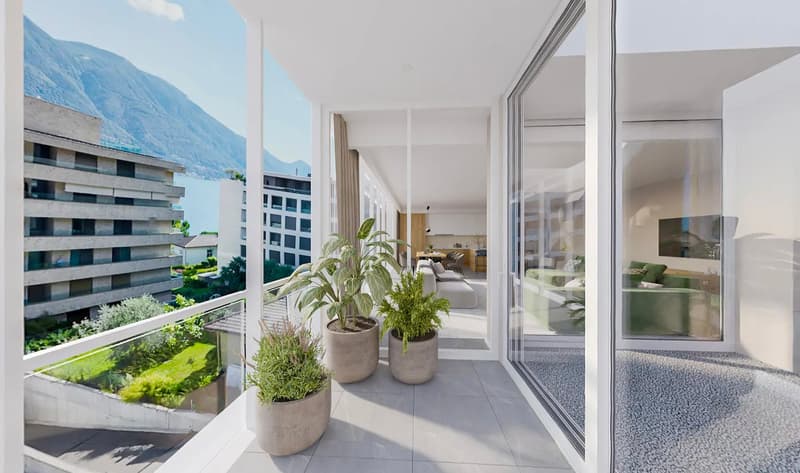 Luxury 5.5 Room Penthouse Residence with Generous Rooftop Terrace (13)