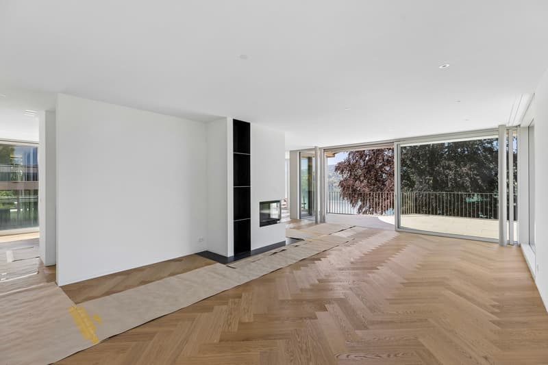 Exklusive Neubauvilla mit Pool und Seeblick (16)