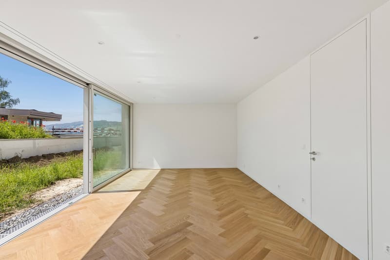 Exklusive Neubauvilla mit Pool und Seeblick (22)