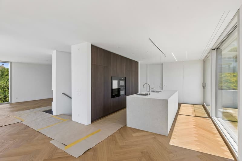 Exklusive Neubauvilla mit Pool und Seeblick (11)
