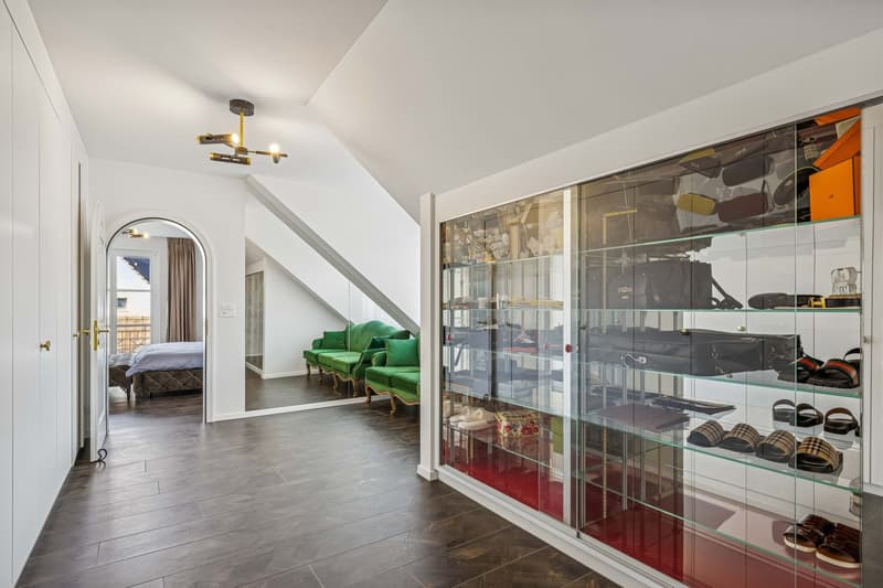 12-Zimmer-Villa mit Indoor-Pool | Mietkauf möglich (33)