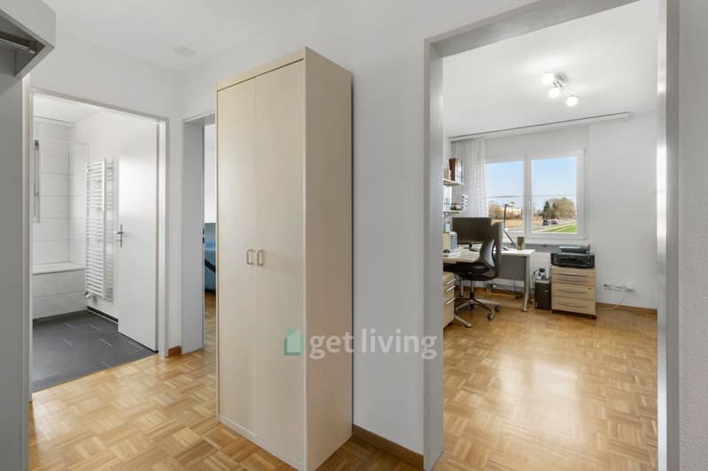 Familienfreundliche helle Wohnung am Rande von Dällikon (8)