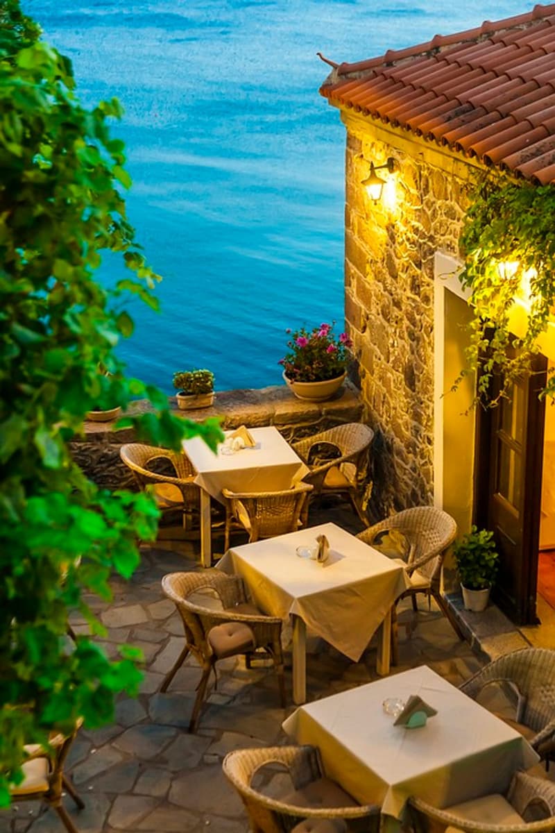 "Spezielles KULINARISCHES Restaurant" AN TOPLAGE (ZÜRICH-Oerlikon) (1)