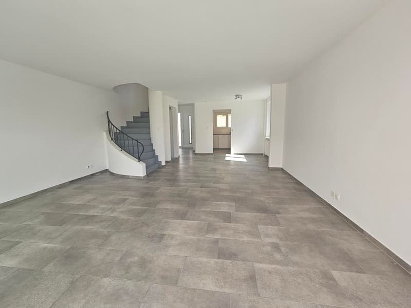 FAMILIENFREUNDLICH AN ZENTRALER LAGE (2)