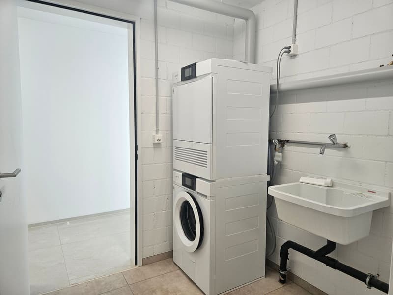 NEUBAU AN TOP LAGE (WHG-D) MIT EIGNE WASCHKÜCHE UND KELLER (14,5 m2) (6)