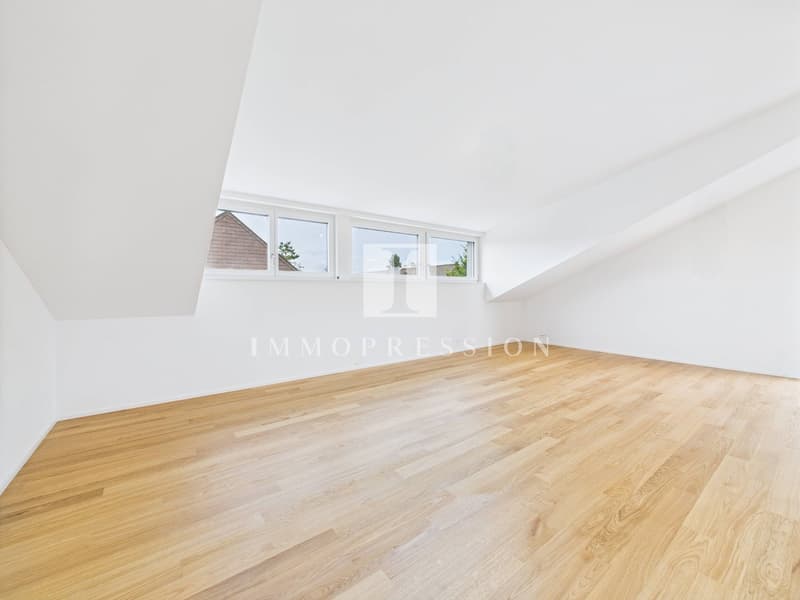 empty room, wooden floor, white walls, two windows