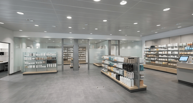 Frequented ground floor retail space right next to the post office! (2)