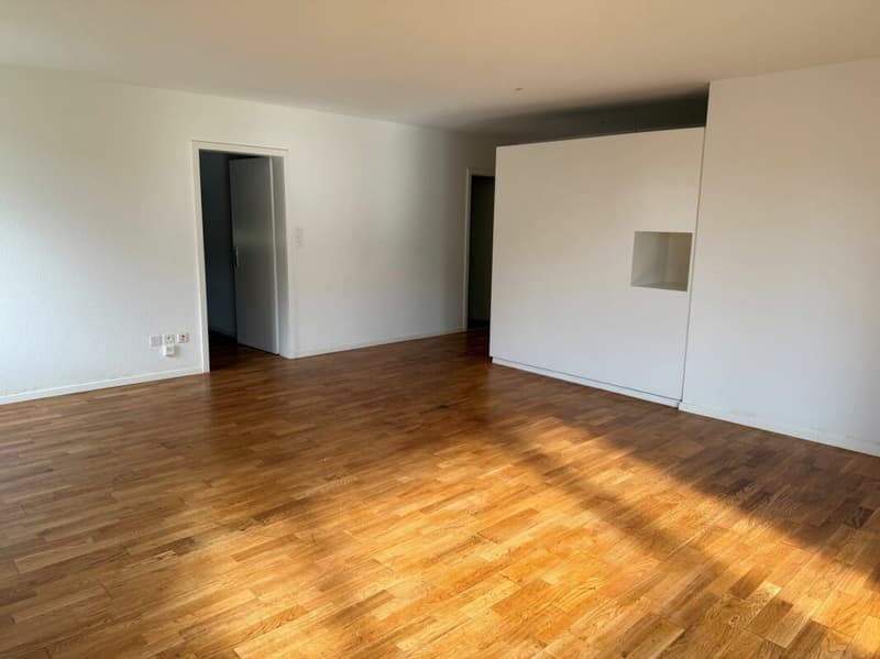 3.5 Zimmerwohnung mit Sitzplatz (5)