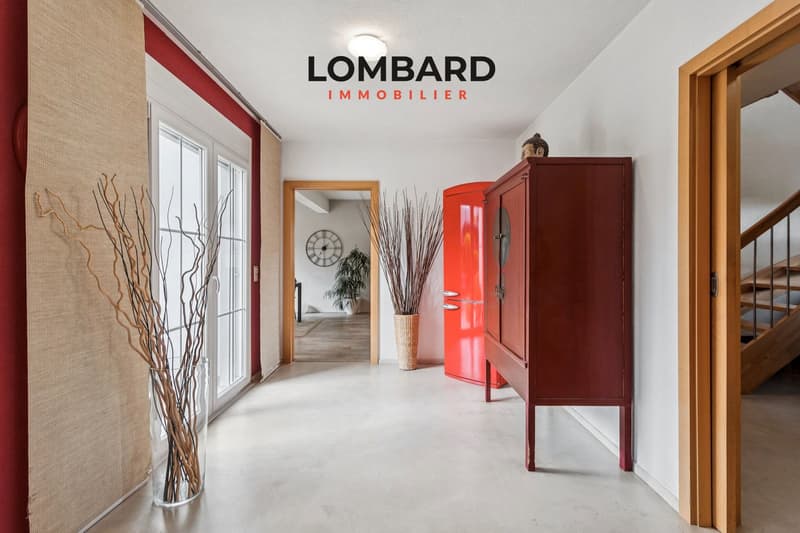 Spacieuse villa individuelle avec vue sur le lac et piscine (5)