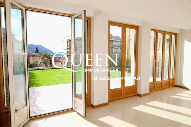 Lugano-Cassarate: appartamento 4.5 locali, 250 mq, portico, giardino, (5)