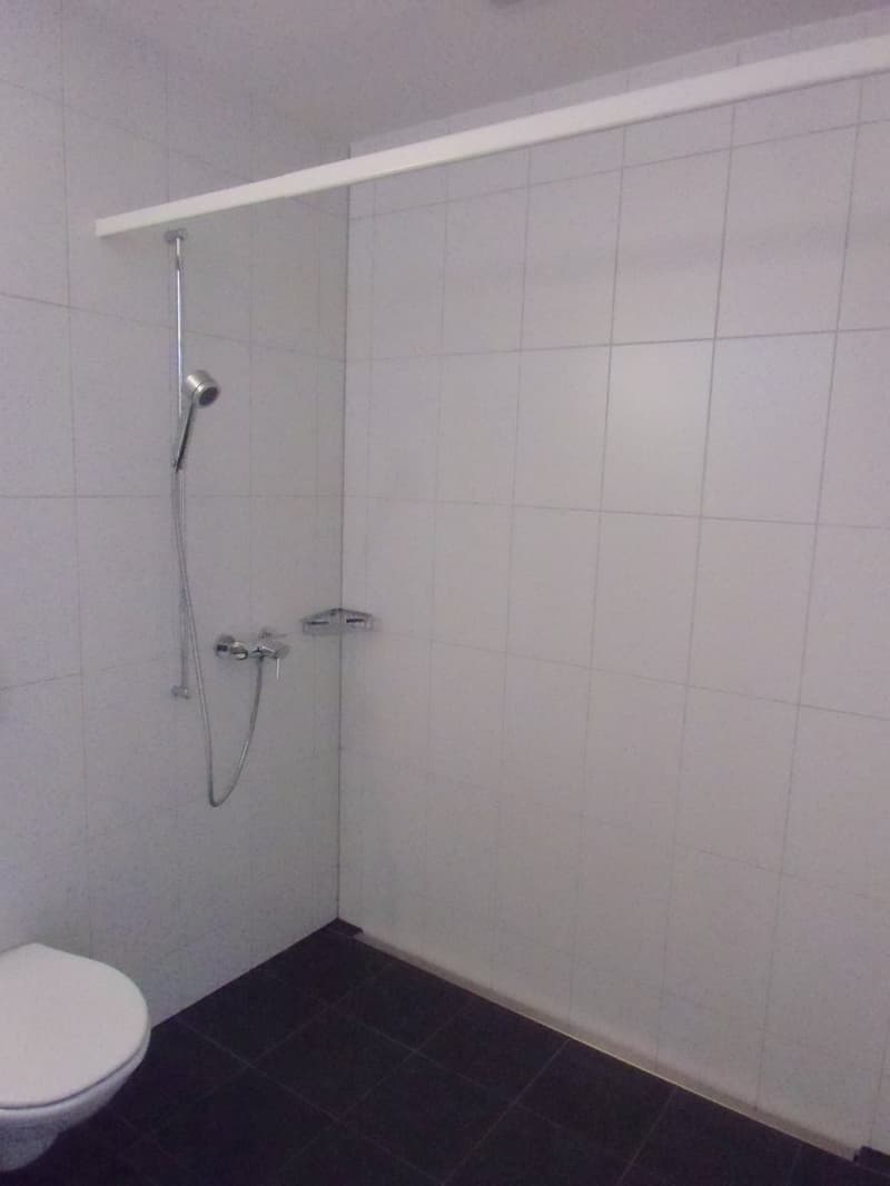 Dusche, Bodeneben