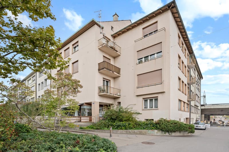 Schwarzwaldallee 10