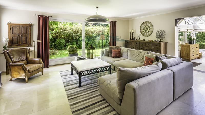 VÉSENAZ - VILLA INDIVIDUELLE AVEC 4 CHAMBRES À COUCHER (4)
