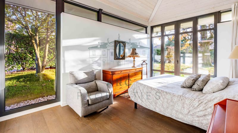 VESSY - CHARMANTE MAISON D'ARCHITECTE AVEC PISCINE (4)