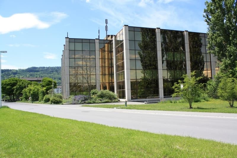Moderne Büroflächen an attraktiver Lage in Belp nähe Flughafen (2)