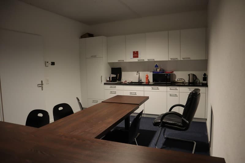 Moderne Büroflächen an attraktiver Lage in Belp nähe Flughafen (6)