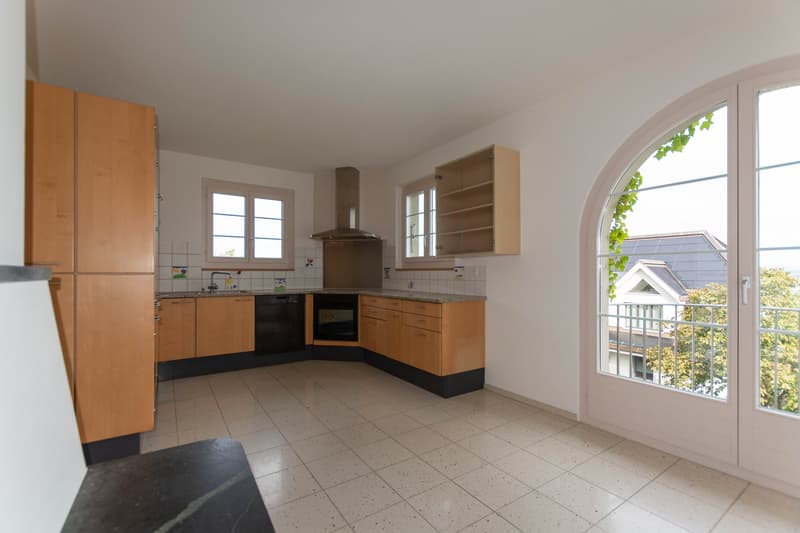 Wohnen mit Weitblick und besonderem Charme – 5.5-Zimmer-Duplex an bester Lage im Spiegel (4)