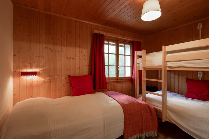 Chalet ski-in-ski-out mit zwei Privatparkplätze (18)