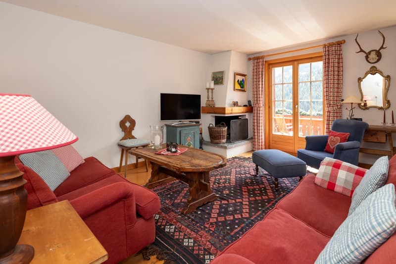 Duplex 5 pièces dans un endroit très calme et offrant une vue magnifique sur les montagnes. (6)